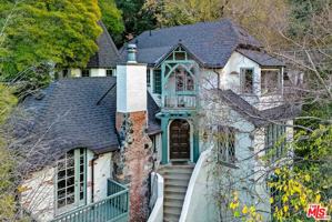 featured image of 8066 Woodland Ln