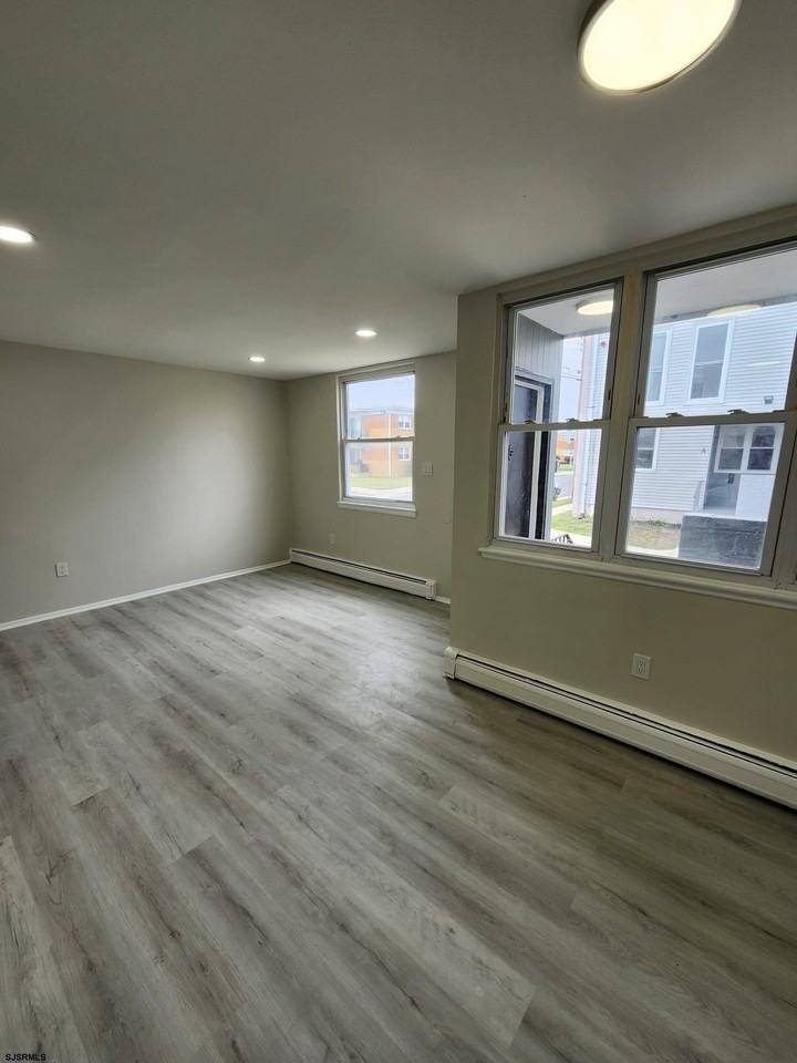1805 N Mississippi Ave - Photo 5 of 27