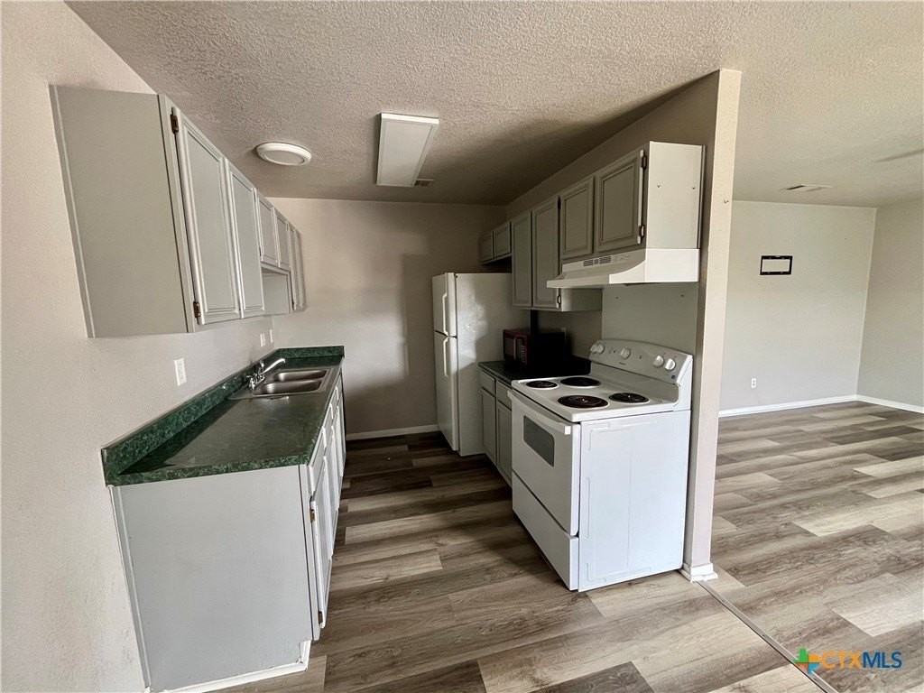 412 Alpine St #D - Photo 5 of 12