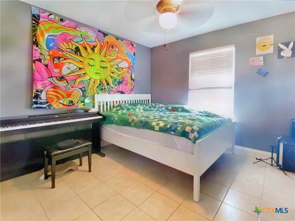 1149 Mira Loma Ln - Photo 7 of 21