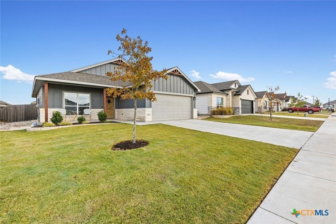 1606 Flatland Trl - Photo 2 of 38