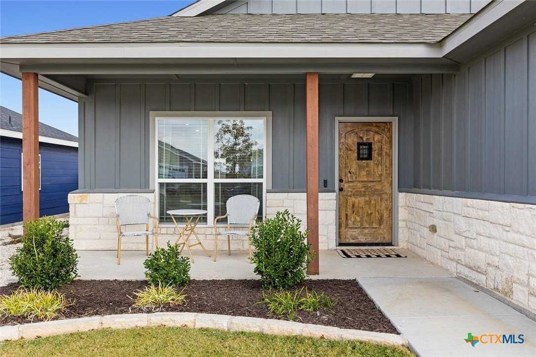 1606 Flatland Trl - Photo 6 of 38