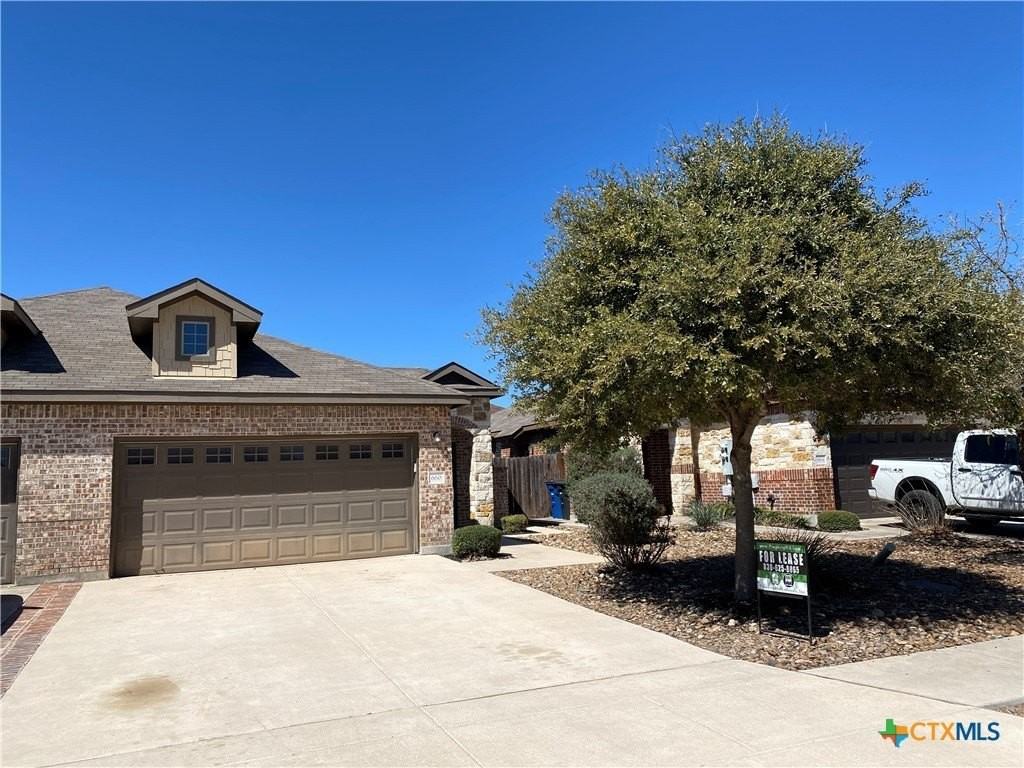 660 Creekside Cir - Photo 2 of 36