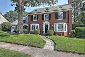 featured image of 9 Kenilworth Way