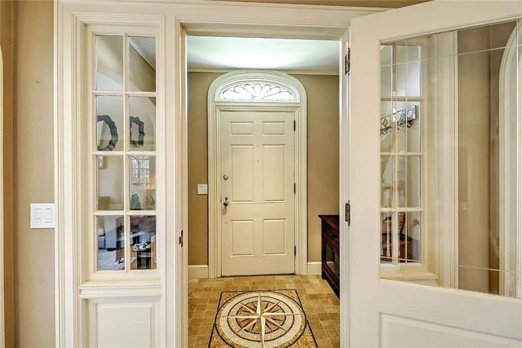 9 Kenilworth Way - Photo 6 of 50