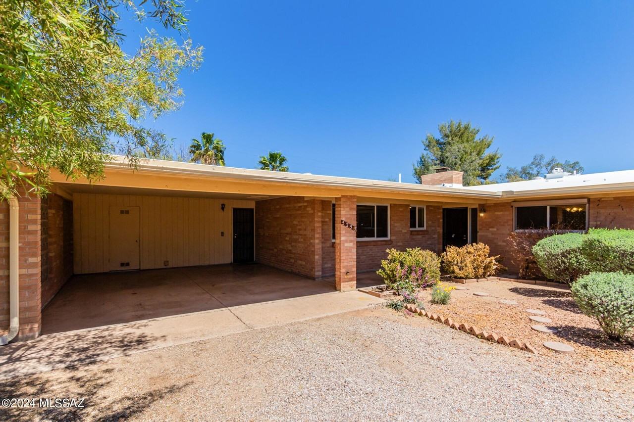 5255 E Baker St - Photo 7 of 36