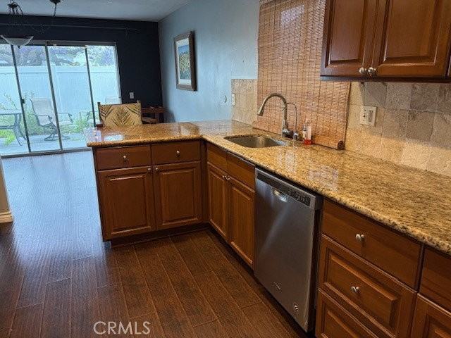 2506 University Dr - Photo 2 of 5