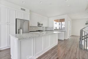 featured image of 1688 Shoreline Way