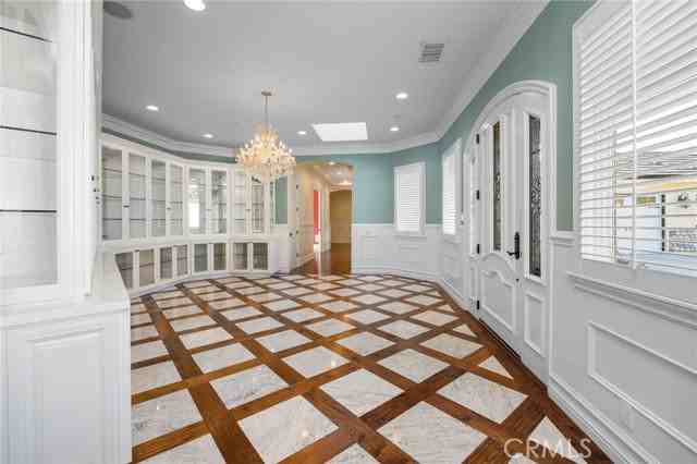 1450 N Nicky Way - Photo 3 of 8