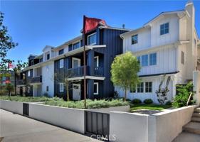 featured image of 4641 Cahuenga Blvd