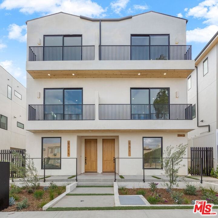5315 Ben Ave
