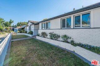 5515 Longridge Ave - Photo 3 of 8