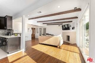 5515 Longridge Ave - Photo 5 of 8