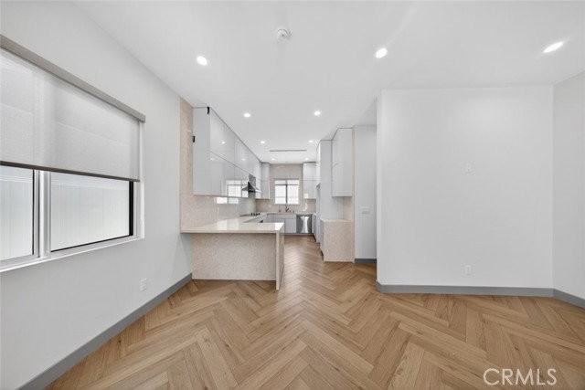 10843 Cantara St - Photo 3 of 7