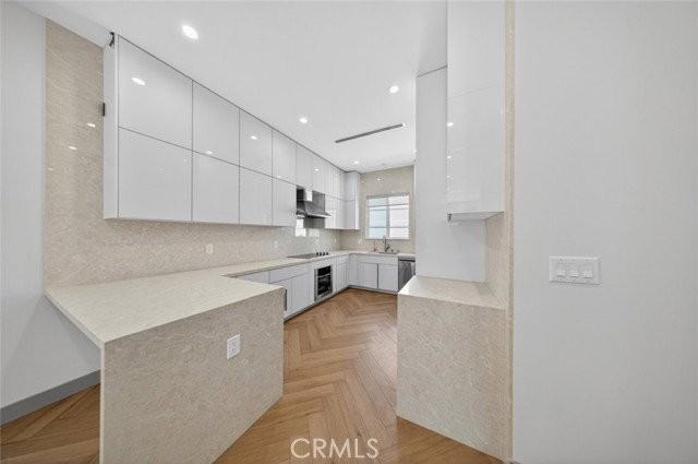 10843 Cantara St - Photo 6 of 7