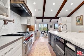 4920 Llano Dr - Photo 4 of 8