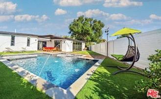 22616 Oxnard St - Photo 1 of 1