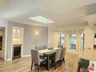 5904 Laramie Ave - Photo 2 of 8