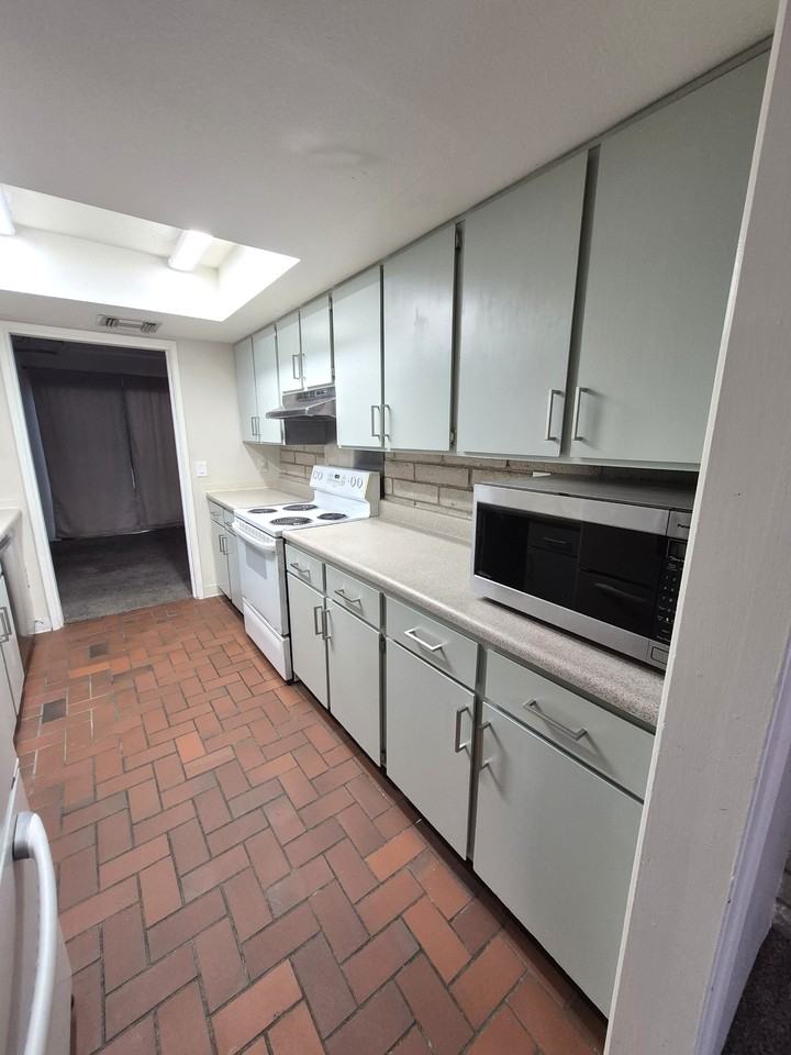 5701 East Glenn StreetUnit 43 #43 - Photo 4 of 37