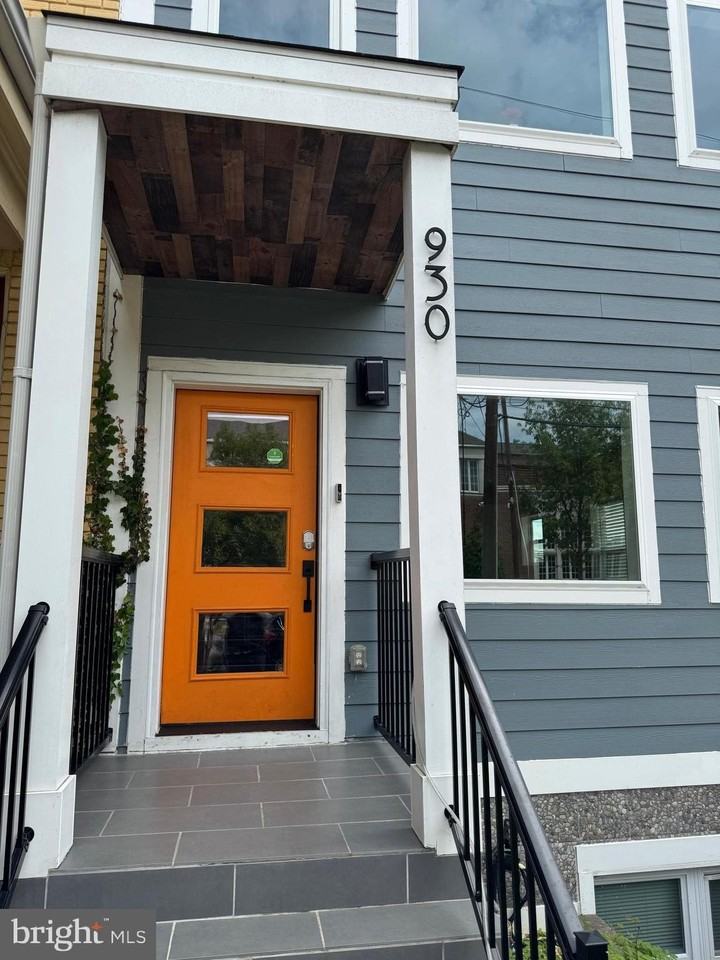 930 Madison St Nw #1 - Photo 2 of 45