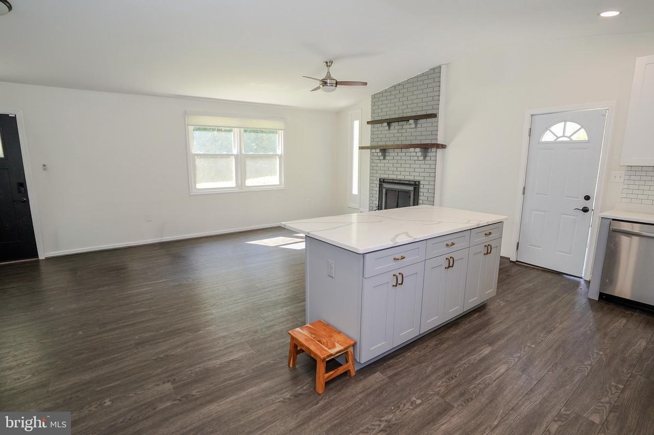 2816 Ballenger Creek Pike - Photo 7 of 31