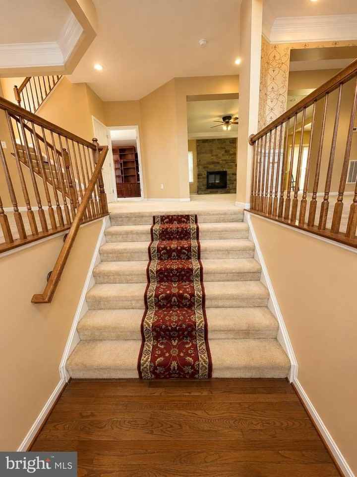 6006 Joseph Scott Dr - Photo 4 of 37