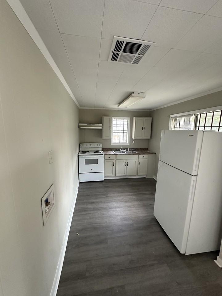 206 N Washington St #1 - Photo 2 of 12