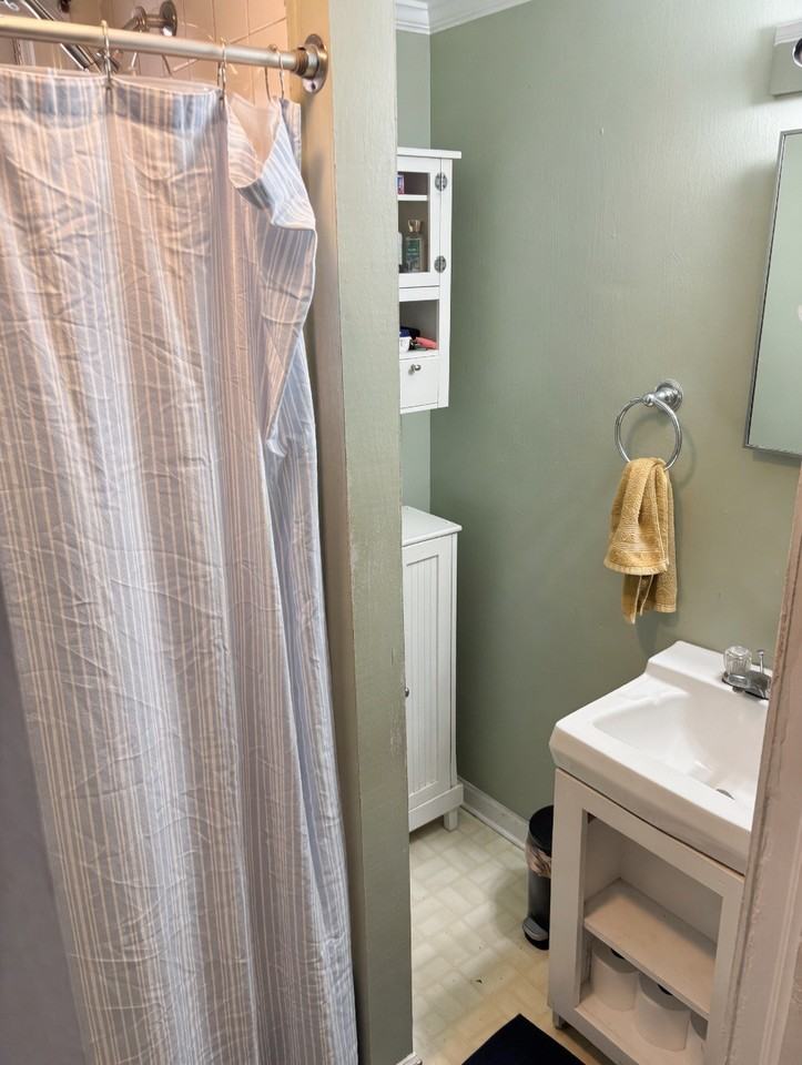 249 Hillcrest Ave #1 - Photo 6 of 18