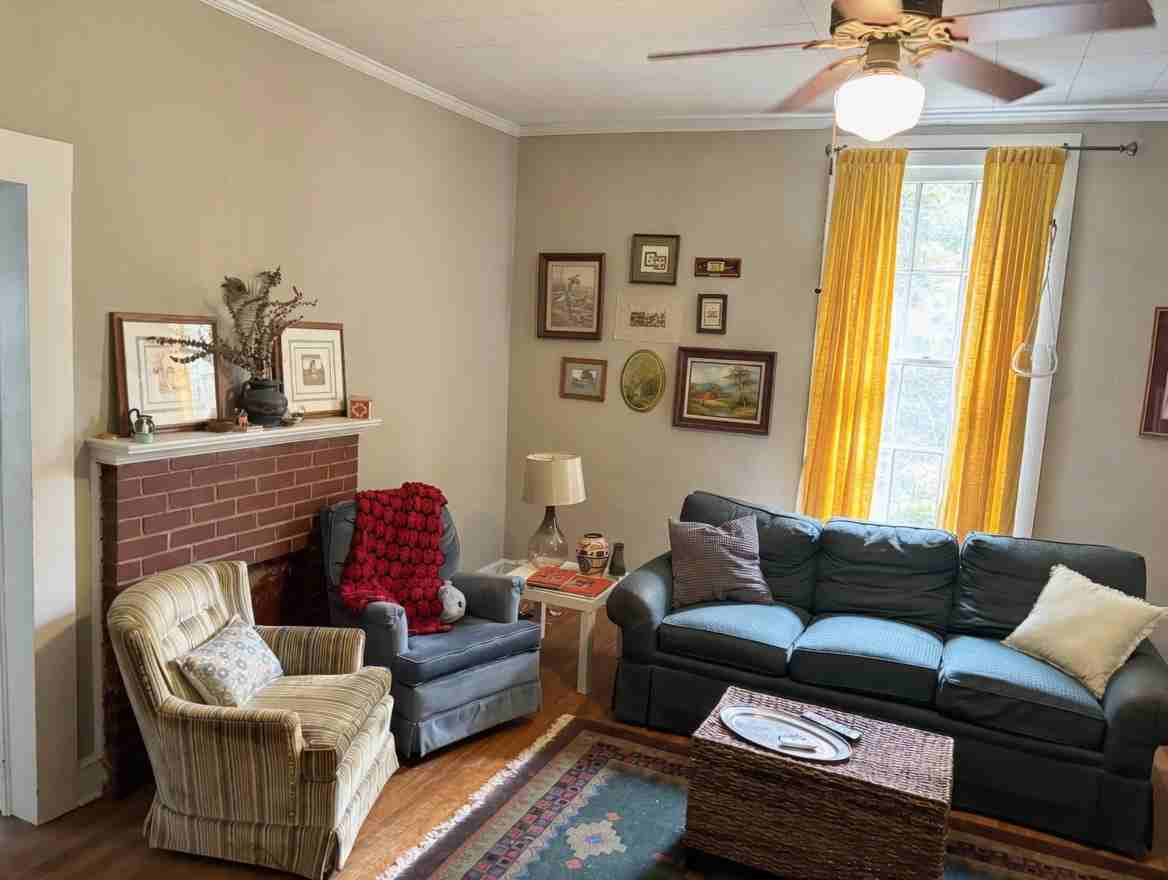 249 Hillcrest Ave #1 - Photo 7 of 18