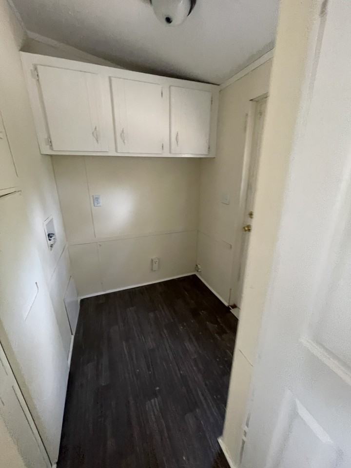 251 New Cassel Dr #1 - Photo 6 of 9