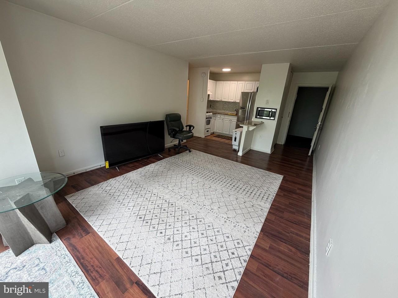 217 Cooper Landing Rd - Photo 2 of 35