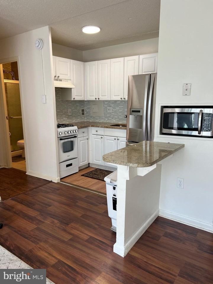217 Cooper Landing Rd - Photo 3 of 35
