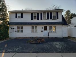featured image of 23 Vincent Ave #2ndFL