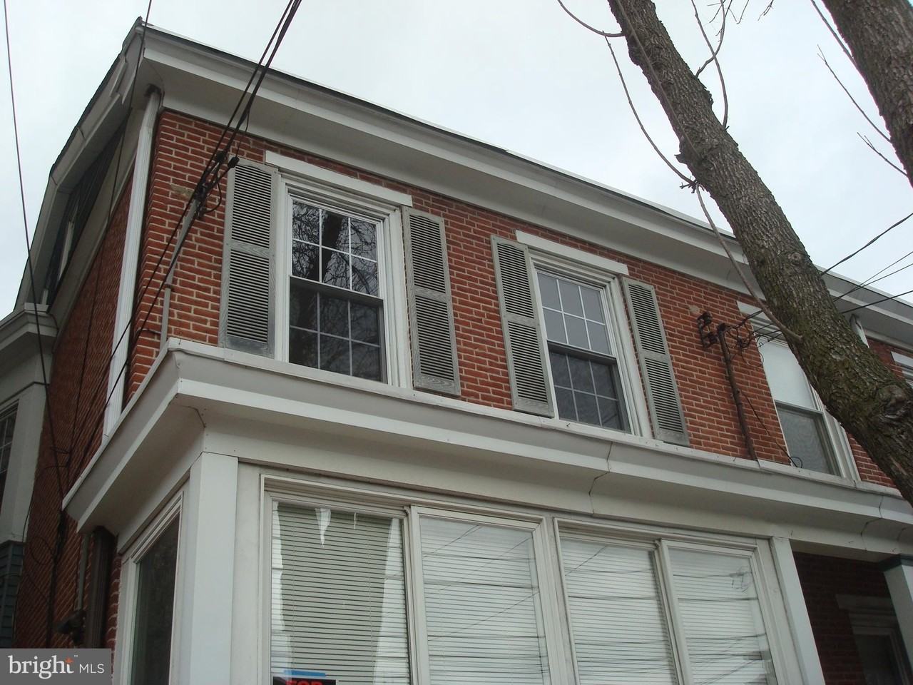 207 Wollerton St - Photo 2 of 32