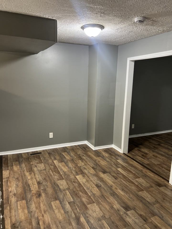 378 Cowan St #382 - Photo 6 of 43