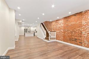 featured image of 215 N 53rd St