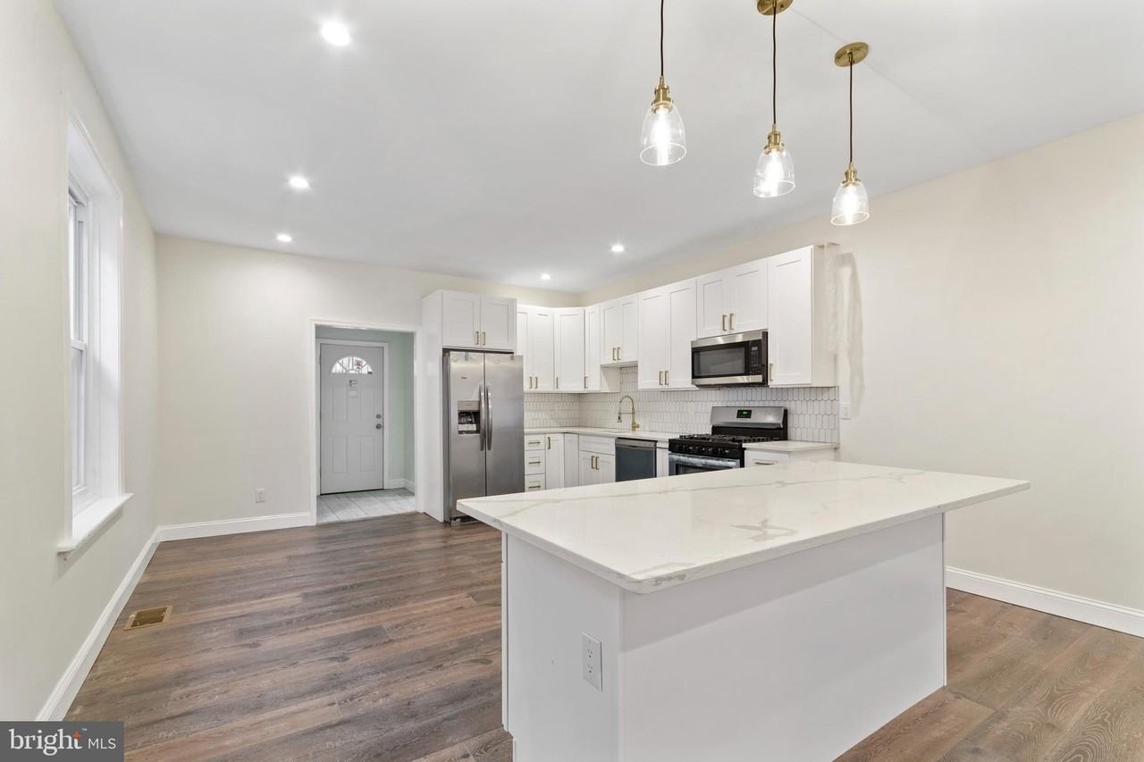 215 N 53rd St - Photo 5 of 14