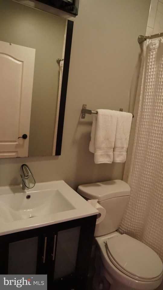 2144 Fernon St - Photo 6 of 14