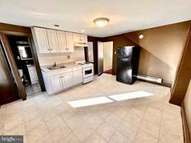 246 W Harvey St #3F - Photo 1 of 1