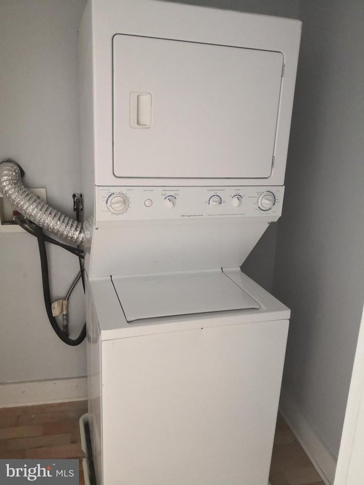 1125 Lemon St - Photo 7 of 29