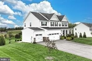12 Ervin Dr - Photo 3 of 46