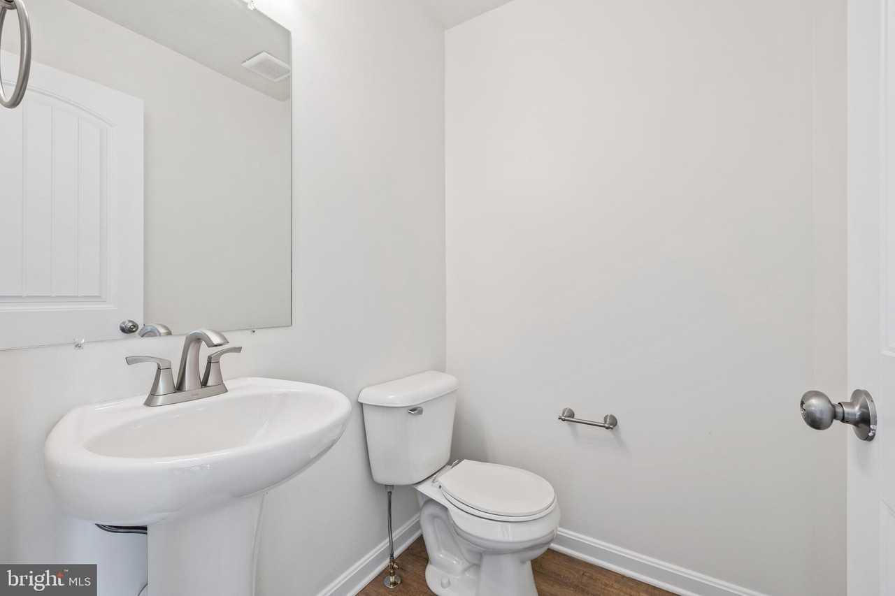 76 Brookside Ave - Photo 7 of 20