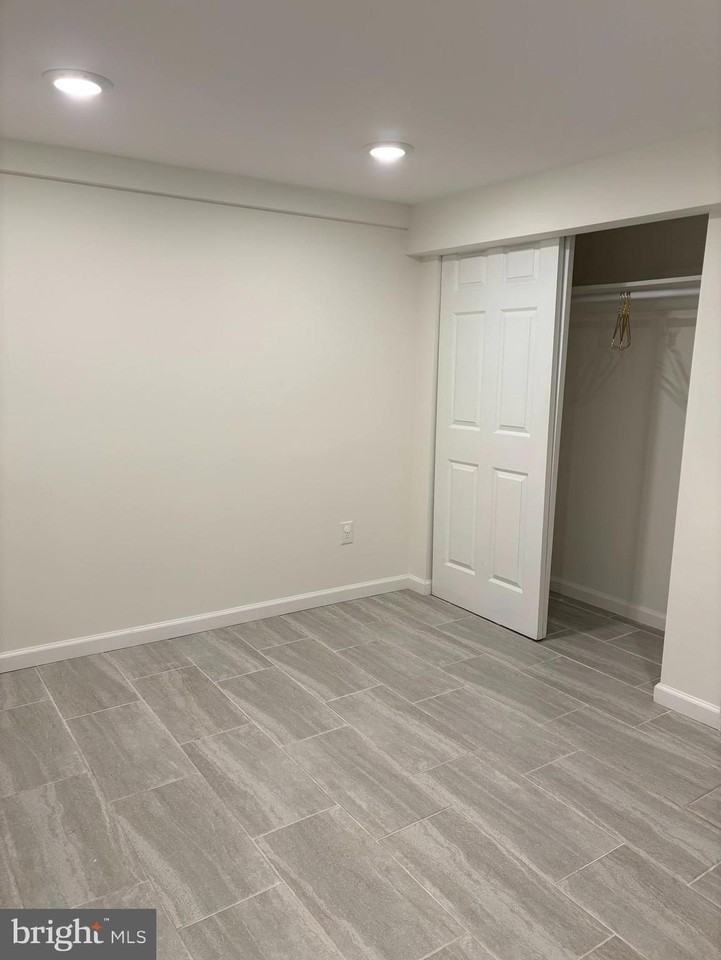 4956 25th St S - Photo 7 of 33