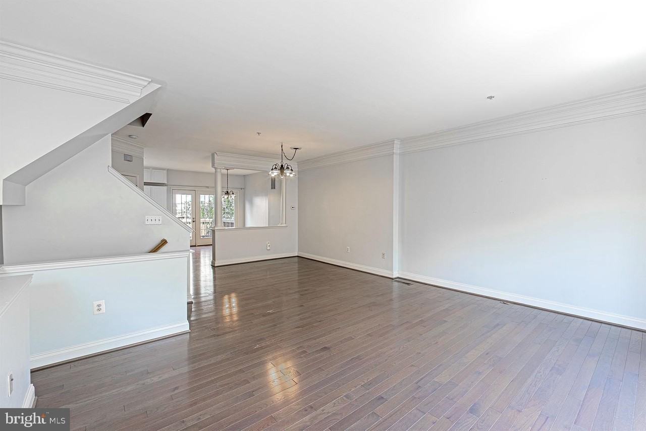107 Colville Dr - Photo 3 of 19