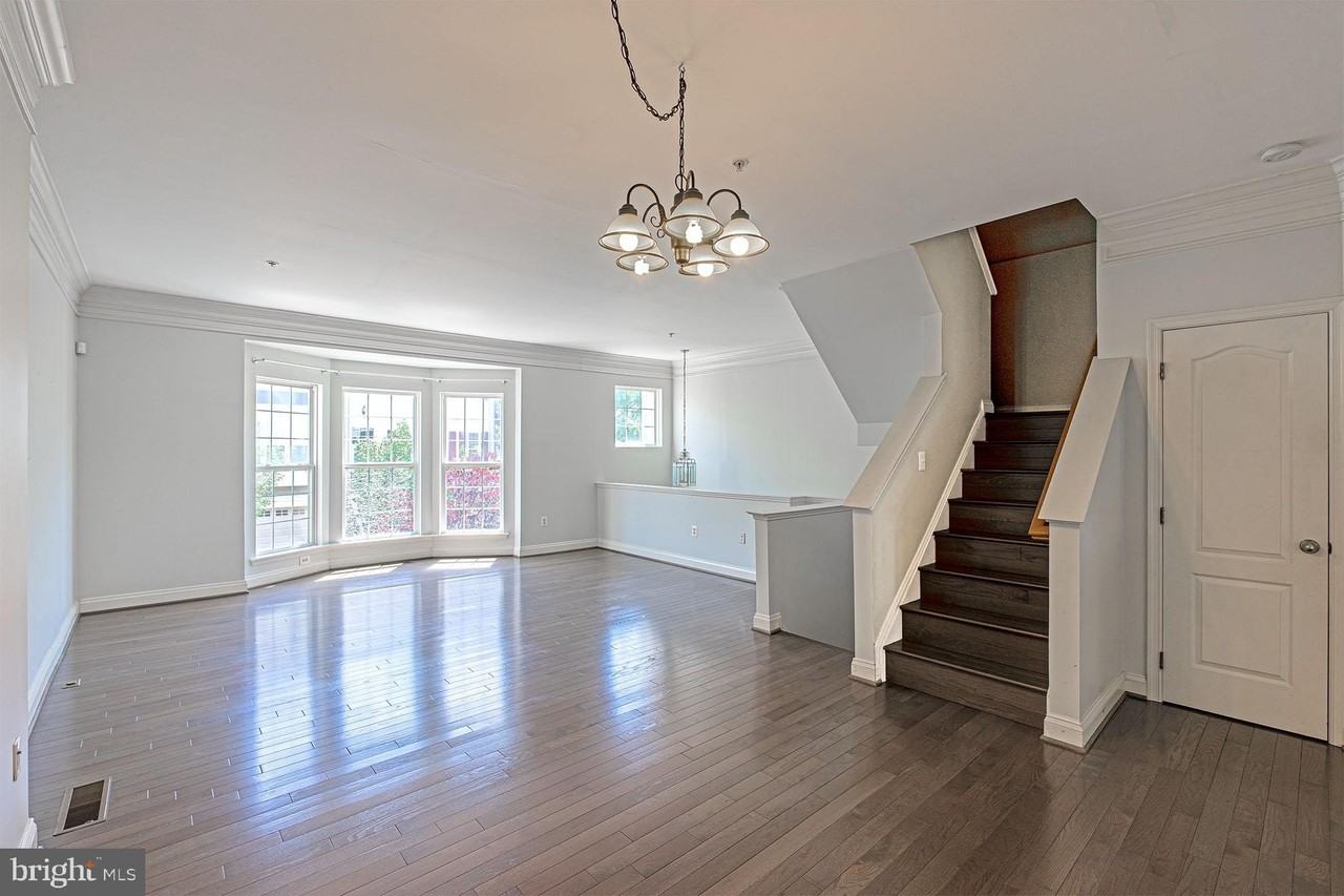 107 Colville Dr - Photo 5 of 19