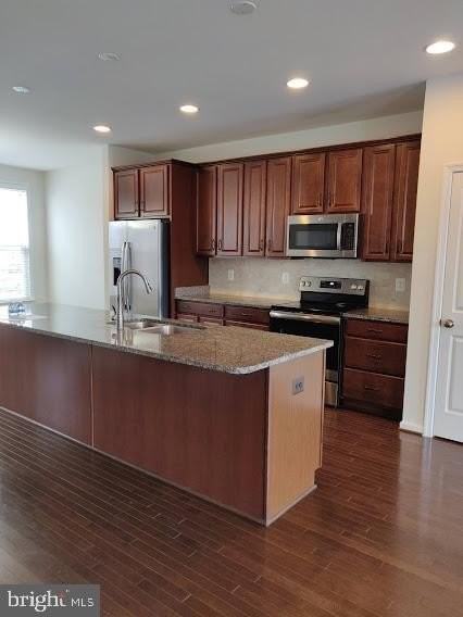 176 Solara Dr - Photo 7 of 12