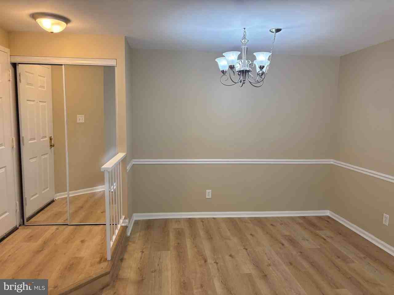 5807 Cove Landing Rd #204 - Photo 6 of 24