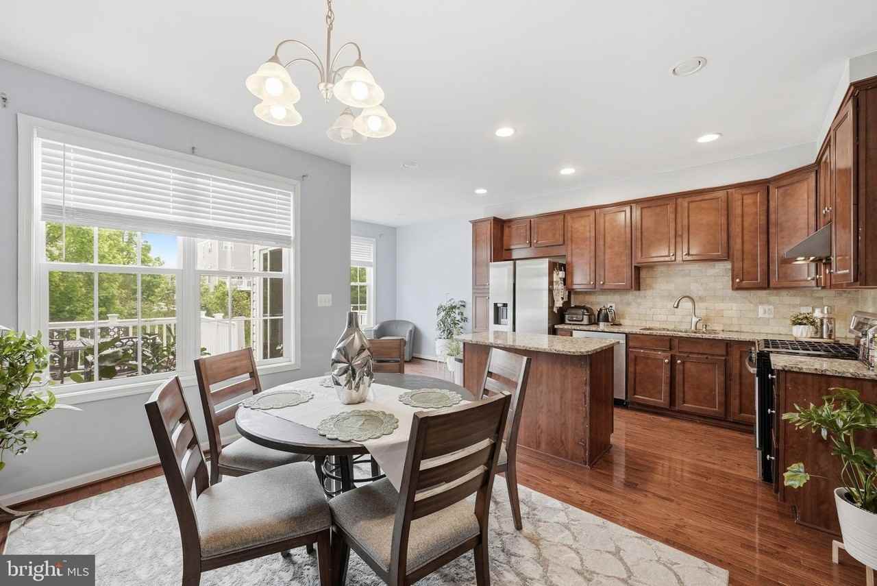 25077 Prairie Fire Sq - Photo 5 of 15