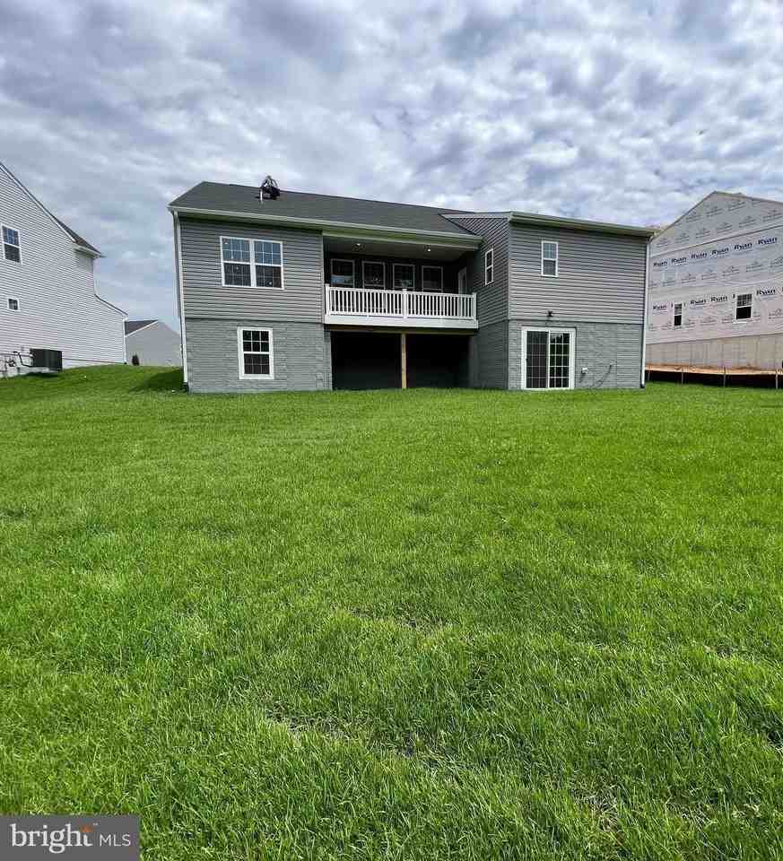 5020 Birch Leaf Cir - Photo 2 of 20