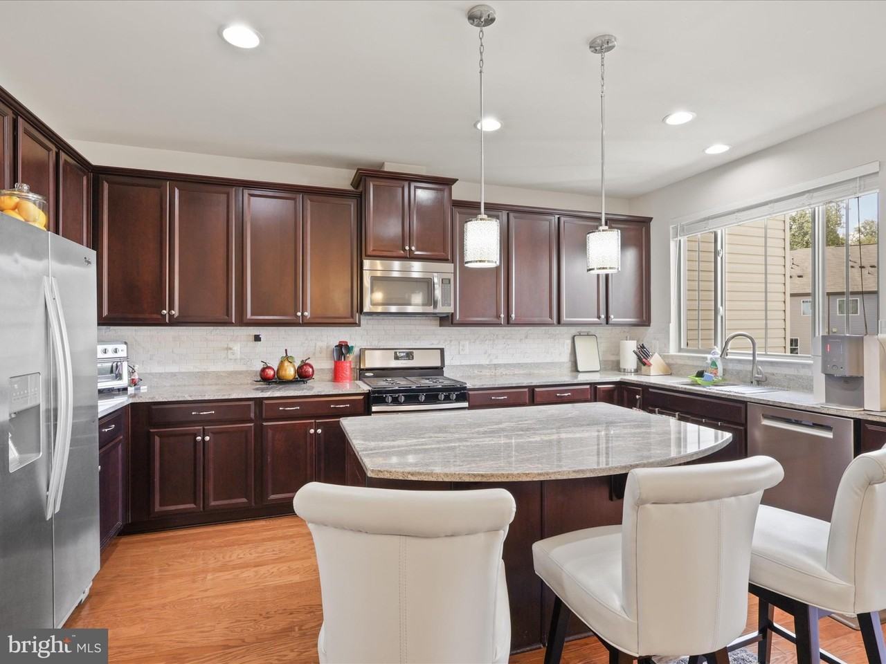 37 Forge Mill Rd - Photo 4 of 20